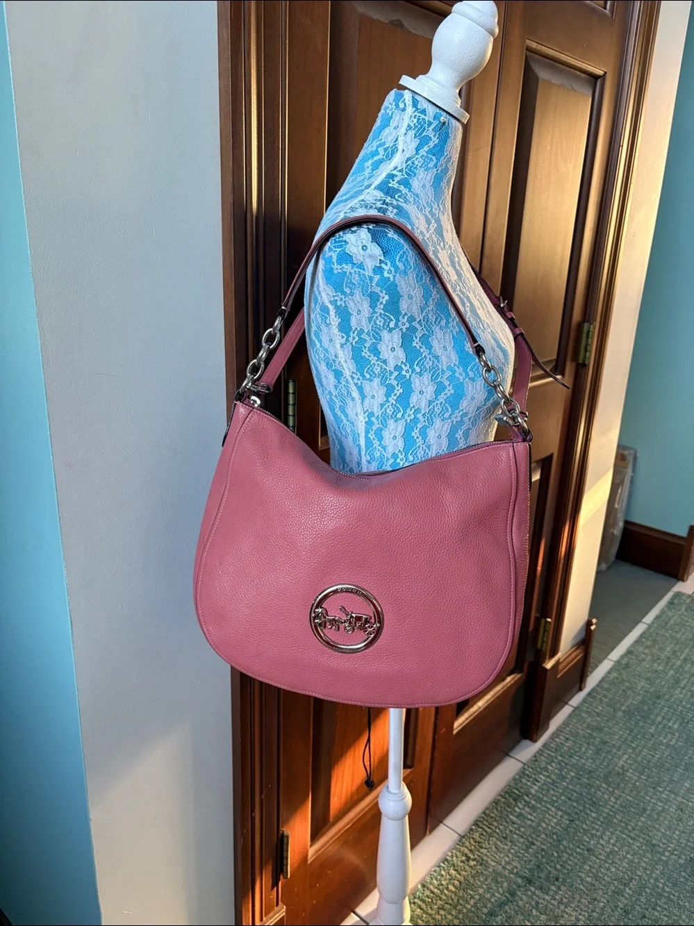 Coach Elle hobo bag  shoulder bag  satchel  pebble Leather dusty Rose/Silvertone
